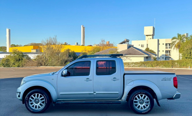 Nissan Frontier SL CD 4x4 2.5TB Diesel Aut 2014 Diesel-8
