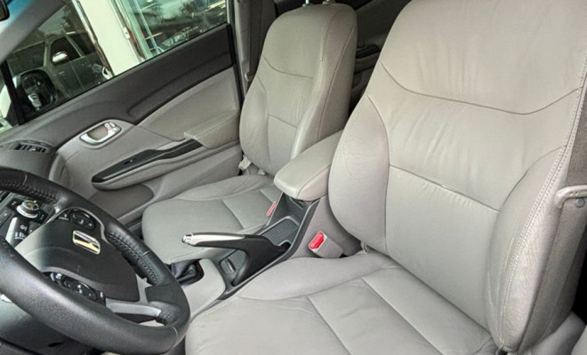 Honda Civic Sed. LXL/LXL SE 1.8 Flex 16V Mec. 2013 Flex-5