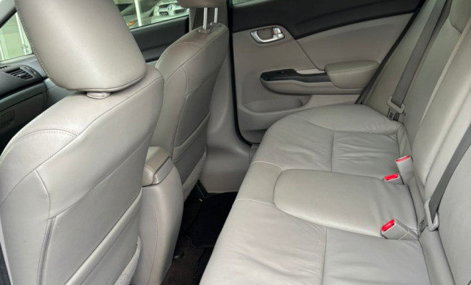 Honda Civic Sed. LXL/LXL SE 1.8 Flex 16V Mec. 2013 Flex-6