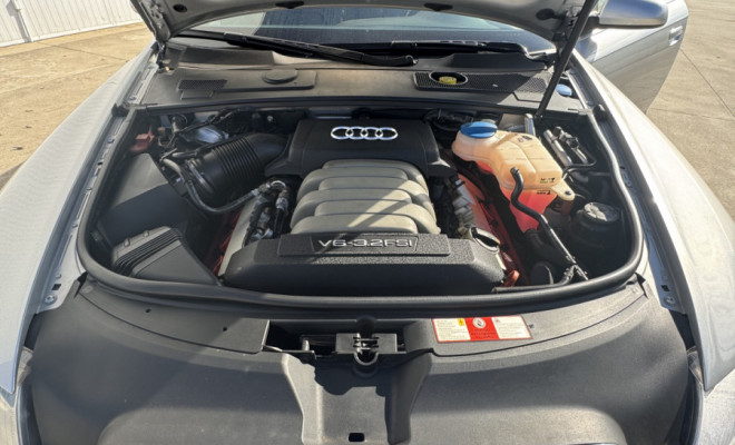 Audi A6 3.2 FSI 24V 255cv Multitronic 2008 Gasolina-10