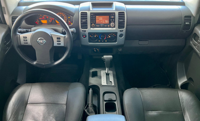 Nissan Frontier LE ATTACK CD 4x4 2.5 TB Die.Aut 2013 Diesel-7