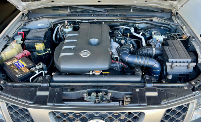 Nissan Frontier LE ATTACK CD 4x4 2.5 TB Die.Aut 2013 Diesel-8