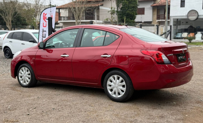 Nissan VERSA SV 1.6 16V Flex Fuel 4p Mec. 2014 Flex-1