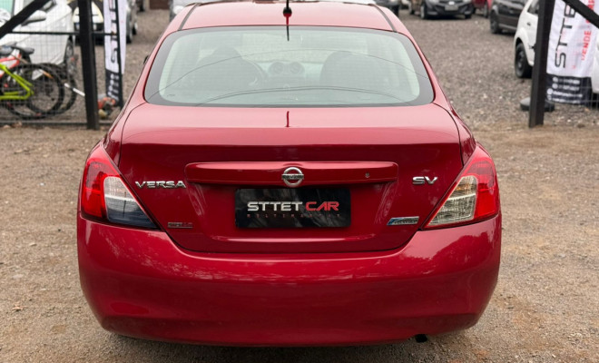 Nissan VERSA SV 1.6 16V Flex Fuel 4p Mec. 2014 Flex-4