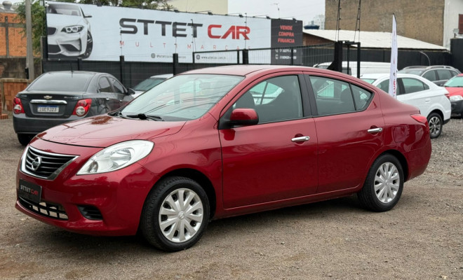 Nissan VERSA SV 1.6 16V Flex Fuel 4p Mec. 2014 Flex