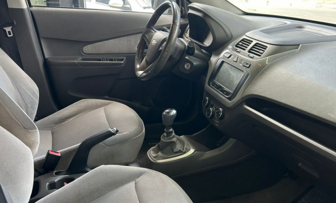 GM - Chevrolet COBALT LTZ 1.8 8V Econo.Flex 4p Mec. 2015 Flex-4