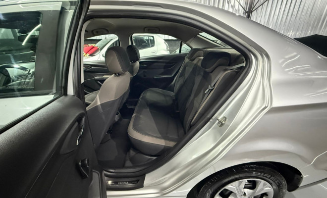 GM - Chevrolet PRISMA Sed. LT 1.0 8V FlexPower 4p 2014 Flex-10
