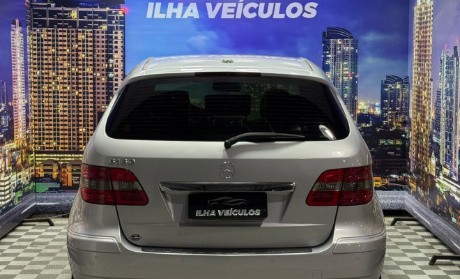 Mercedes-Benz B 180 2010 Flex-4