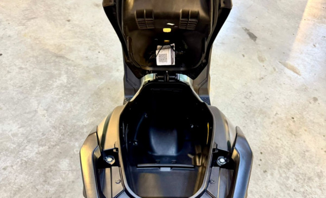 HONDA ADV 150 2024 Gasolina-10