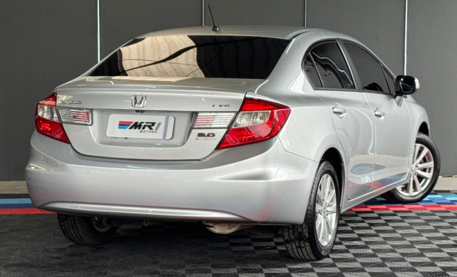 Honda Civic Sedan LXR 2.0 Flexone 16V Aut. 4p 2014 Flex-7
