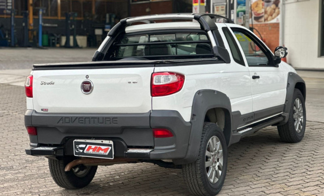 Fiat Strada Adventure 1.8/ 1.8 LOCKER Flex CE 2015 Flex-2