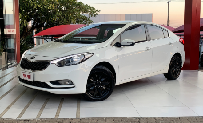 Kia Motors Cerato 1.6 16V  Flex  Aut. 2014 Flex
