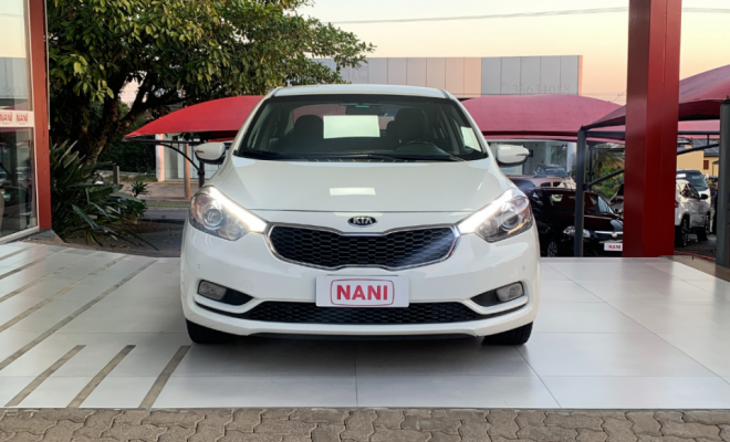Kia Motors Cerato 1.6 16V  Flex  Aut. 2014 Flex-0