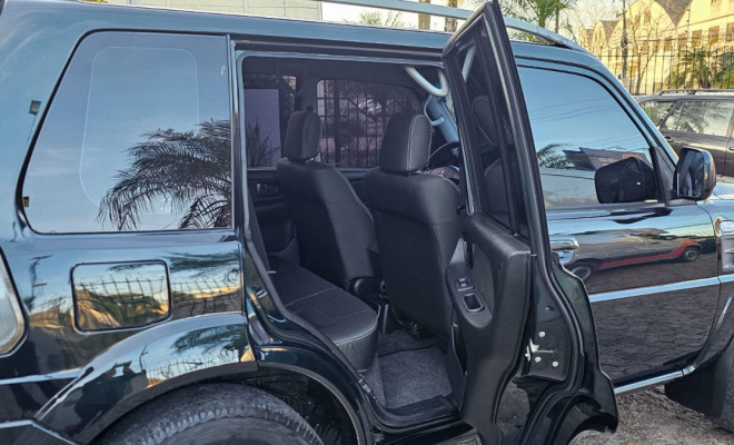 Mitsubishi Pajero TR4 2.0 Flex 16V 4X2 Aut. 2013 Gasolina-10