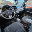 Mitsubishi Pajero TR4 2.0 Flex 16V 4X2 Aut. 2013 Gasolina-13