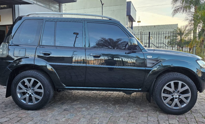 Mitsubishi Pajero TR4 2.0 Flex 16V 4X2 Aut. 2013 Gasolina-6
