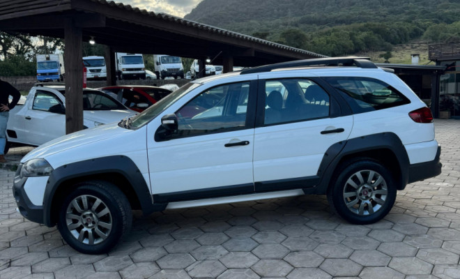 Fiat Palio Weekend Adventure LOCKER 1.8 Flex 2015 Flex-0