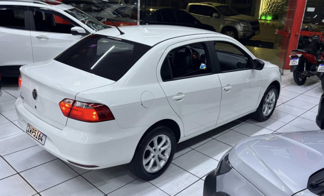 VW - VolksWagen VOYAGE  Trendline 1.0 TEC 2016-3