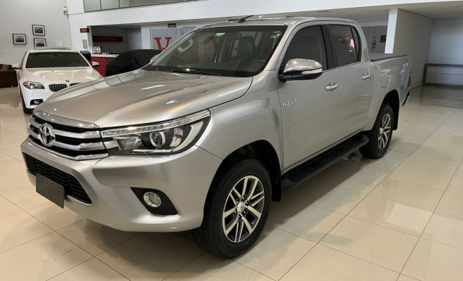 Toyota Hilux CD SRX 4x4 2.8 TDI 16V Diesel Aut. 2017 Diesel-2