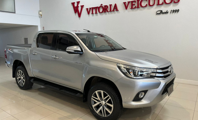 Toyota Hilux CD SRX 4x4 2.8 TDI 16V Diesel Aut. 2017 Diesel