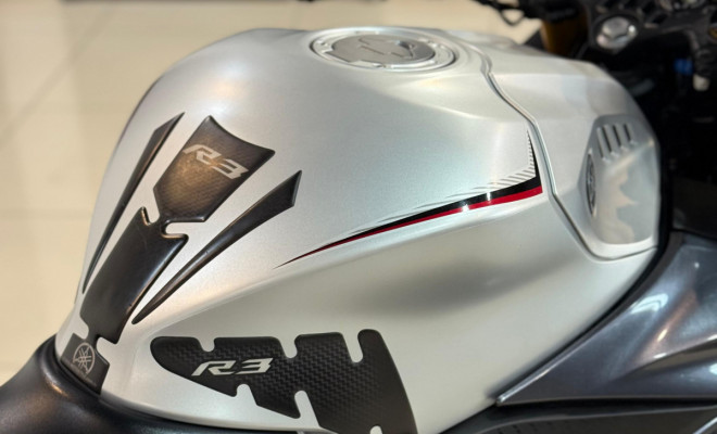 YAMAHA YZF R-3 321/ABS 2021 Gasolina-11