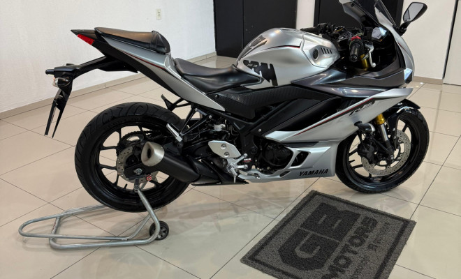 YAMAHA YZF R-3 321/ABS 2021 Gasolina-4