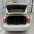 VW - VolksWagen Polo Sedan I MOTION  1.6 Total Flex  4p 2010 Flex-5