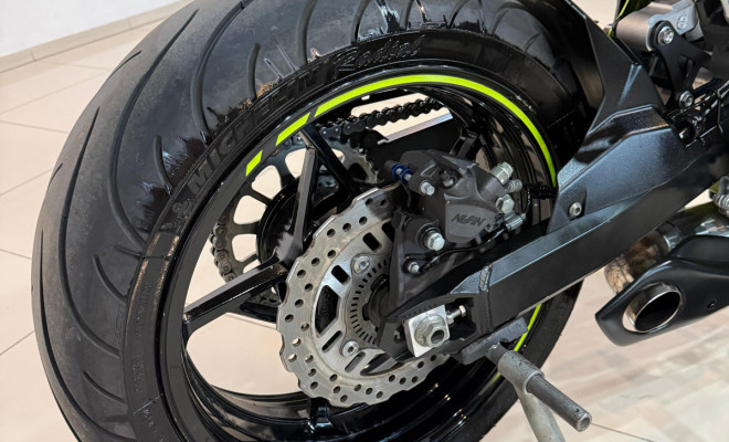 KAWASAKI Z900 SE 2021 Gasolina-3