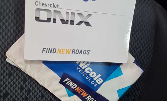 GM - Chevrolet ONIX SEDAN Plus LT 1.0 12V Flex 4p Mec. 2020 Flex-8