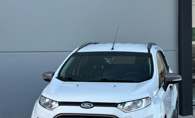 Ford EcoSport FREESTYLE 1.6 16V Flex 5p 2014 Flex-1