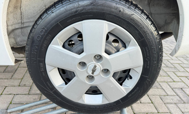 GM - Chevrolet PRISMA  Sed. Maxx/ LT 1.4 8V ECONOF. 4p 2012 Flex-21