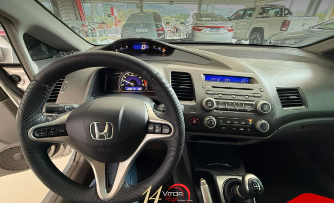 Honda Civic Sed. LXL/LXL SE 1.8 Flex 16V Mec. 2011 Flex-1