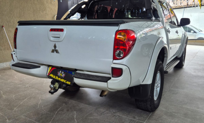 Mitsubishi L200 Triton HPE 3.2 CD TB Int.Diesel Aut 2017 Diesel-5