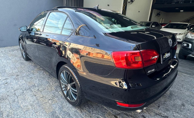 VW - VolksWagen JETTA Comfortline 2.0 T.Flex 8V 4p Tipt. 2012 Flex-10