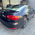 VW - VolksWagen JETTA Comfortline 2.0 T.Flex 8V 4p Tipt. 2012 Flex-1