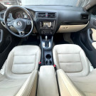 VW - VolksWagen JETTA Comfortline 2.0 T.Flex 8V 4p Tipt. 2012 Flex-9