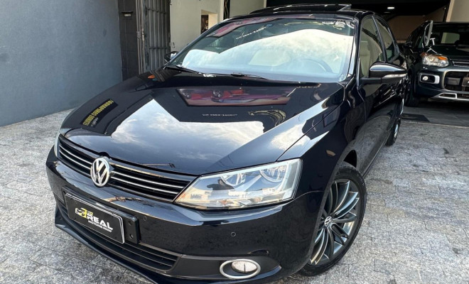 VW - VolksWagen JETTA Comfortline 2.0 T.Flex 8V 4p Tipt. 2012 Flex