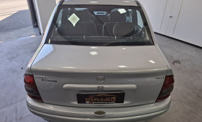 GM - Chevrolet Corsa Sed.Wind 1.0/Millenium/Classic VHC 2002 Gasolina-20