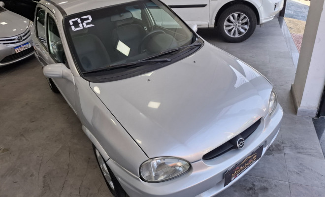 GM - Chevrolet Corsa Sed.Wind 1.0/Millenium/Classic VHC 2002 Gasolina-16