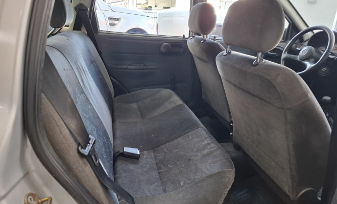 GM - Chevrolet Corsa Sed.Wind 1.0/Millenium/Classic VHC 2002 Gasolina-10