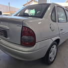 GM - Chevrolet Corsa Sed.Wind 1.0/Millenium/Classic VHC 2002 Gasolina-4