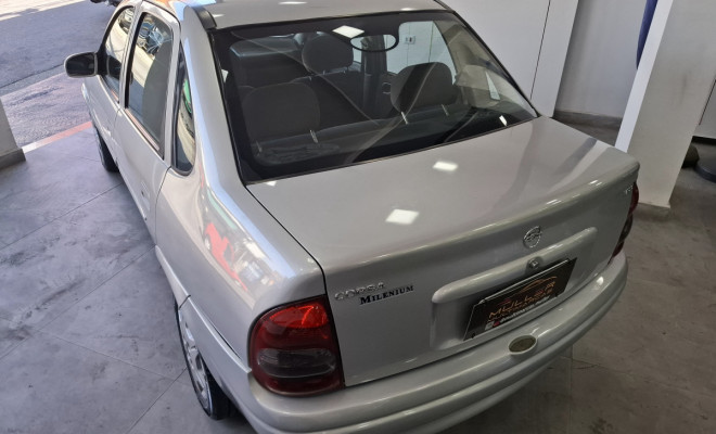GM - Chevrolet Corsa Sed.Wind 1.0/Millenium/Classic VHC 2002 Gasolina-19
