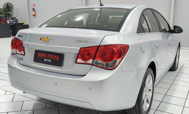 GM - Chevrolet CRUZE LT 1.8 16V FlexPower 4p Aut. 2013 Flex-4