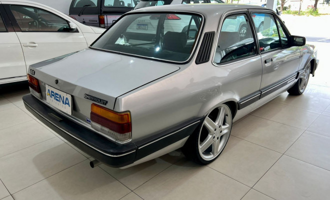 GM - Chevrolet Chevette L / SL / SL/e / DL / SE 1.6 1990 Gasolina-2