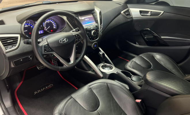 Hyundai Veloster 1.6 16V  140cv Aut. 2013 Flex-4