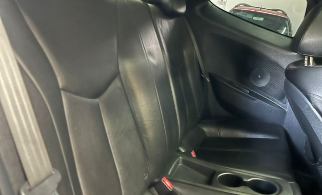 Hyundai Veloster 1.6 16V  140cv Aut. 2013 Flex-10
