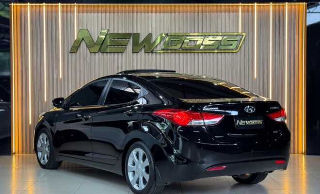 Hyundai Elantra GLS 1.8 16V Aut. 2012 Flex-2