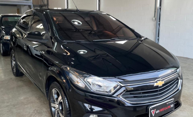 GM - Chevrolet ONIX HATCH LTZ 1.4 8V FlexPower 5p Mec. 2017 Flex