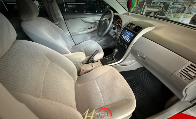 Toyota Corolla XLi 1.6 16V 110cv Aut. 2009 Flex-4