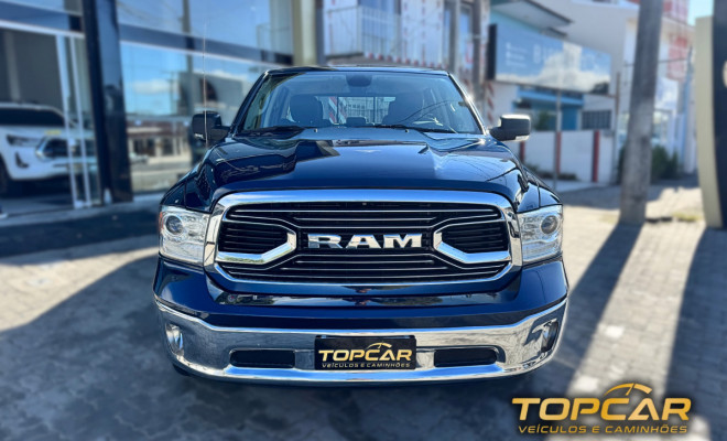 RAM CLASSIC LARAMIE 5.7 CD V8 4X4 Aut. 2023 Gasolina